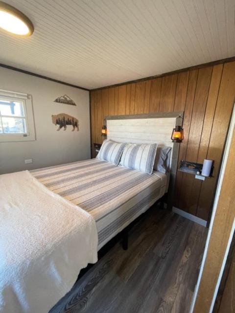 Camping Sapinero Village On Blue Mesa Gunnison